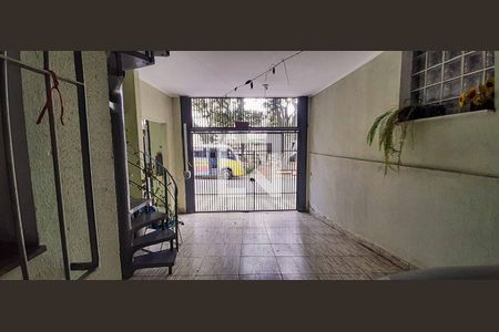 Casa à venda com 278m², 3 quartos e 4 vagas Casa à venda com 278m², 3 quartos e 4 vagasGaragem