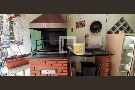 Casa à venda com 278m², 3 quartos e 4 vagas Casa à venda com 278m², 3 quartos e 4 vagasÁrea de Serviço