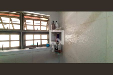 Casa à venda com 278m², 3 quartos e 4 vagas Casa à venda com 278m², 3 quartos e 4 vagasBanheiro Social