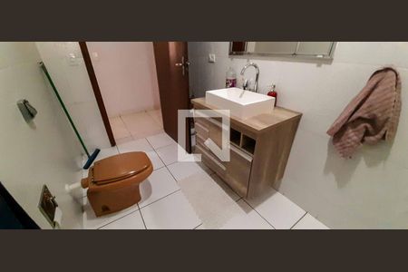 Casa à venda com 278m², 3 quartos e 4 vagas Casa à venda com 278m², 3 quartos e 4 vagasBanheiro Social