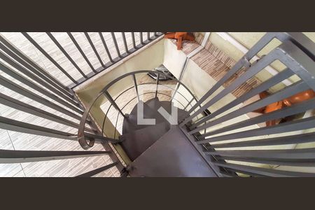 Casa à venda com 278m², 3 quartos e 4 vagas Casa à venda com 278m², 3 quartos e 4 vagasAcesso a Garagem