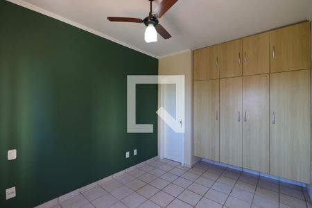 Casa de condomínio para alugar com 105m², 3 quartos e 2 vagasSuíte