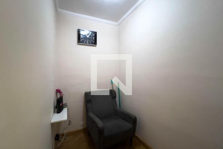 Casa à venda com 230m², 3 quartos e 1 vaga Casa à venda com 230m², 3 quartos e 1 vagaEscritório