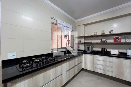 Casa à venda com 230m², 3 quartos e 1 vaga Casa à venda com 230m², 3 quartos e 1 vagaCozinha