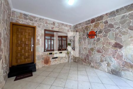 Casa à venda com 230m², 3 quartos e 1 vaga Casa à venda com 230m², 3 quartos e 1 vagaGaragem