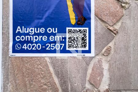 Casa à venda com 230m², 3 quartos e 1 vaga Casa à venda com 230m², 3 quartos e 1 vagaPlaca