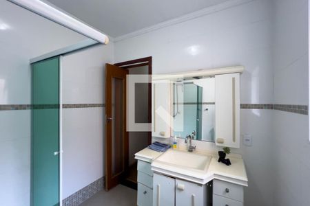 Casa à venda com 230m², 3 quartos e 1 vaga Casa à venda com 230m², 3 quartos e 1 vagaBanheiro