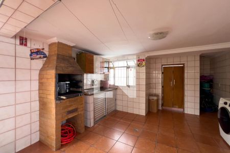 Casa à venda com 230m², 3 quartos e 1 vaga Casa à venda com 230m², 3 quartos e 1 vagaQuintal e área de serviço