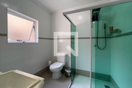 Casa à venda com 230m², 3 quartos e 1 vaga Casa à venda com 230m², 3 quartos e 1 vagaBanheiro