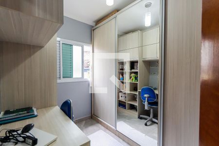 Quarto de apartamento à venda com 2 quartos, 80m² em Jardim das Maravilhas, Santo André