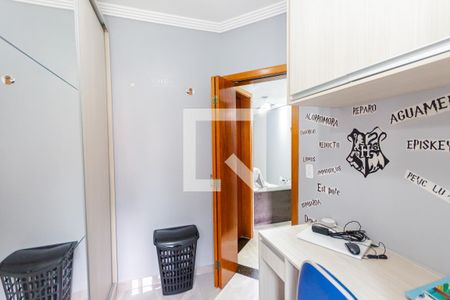 Quarto de apartamento à venda com 2 quartos, 80m² em Jardim das Maravilhas, Santo André