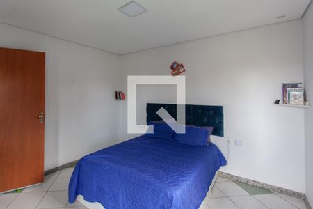 Casa à venda com 180m², 3 quartos e 6 vagasSuíte