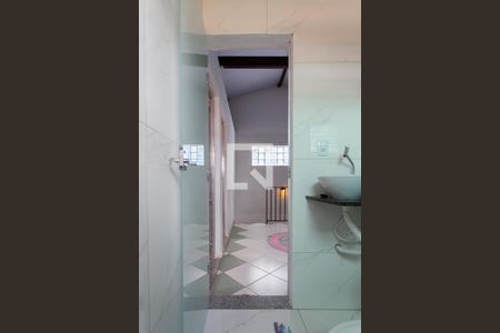 Casa à venda com 180m², 3 quartos e 6 vagasBanheiro Social