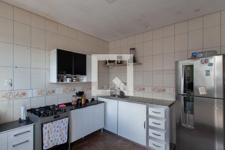Casa à venda com 180m², 3 quartos e 6 vagasCozinha
