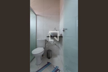 Casa à venda com 180m², 3 quartos e 6 vagasBanheiro da Suíte