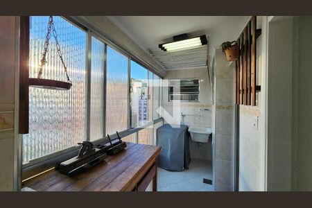 Apartamento para alugar com 140m², 3 quartos e 2 vagasÁrea de Serviço