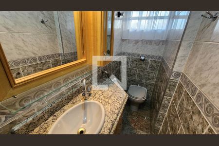 Apartamento para alugar com 140m², 3 quartos e 2 vagasBanheiro