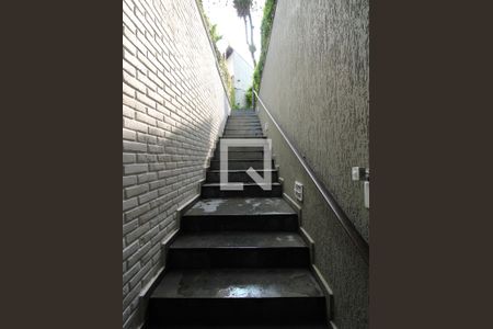 Casa para alugar com 500m², 4 quartos e 6 vagasEntrada