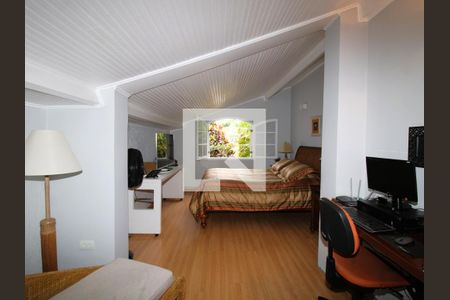 Casa para alugar com 500m², 4 quartos e 6 vagasSuíte 2