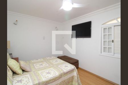 Casa para alugar com 500m², 4 quartos e 6 vagasSuíte 1