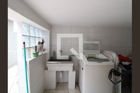 Casa para alugar com 500m², 4 quartos e 6 vagasÁrea de Serviço 2