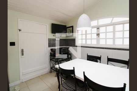 Casa para alugar com 500m², 4 quartos e 6 vagasCozinha