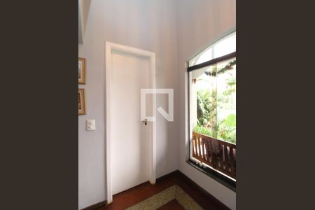 Casa para alugar com 500m², 4 quartos e 6 vagasLavabo Sala