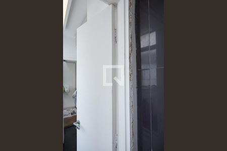 Apartamento à venda com 95m², 3 quartos e 2 vagas Apartamento à venda com 95m², 3 quartos e 2 vagasBanheiro de Serviço