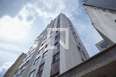 Apartamento à venda com 95m², 3 quartos e 2 vagas Apartamento à venda com 95m², 3 quartos e 2 vagasFachada