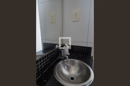 Apartamento à venda com 95m², 3 quartos e 2 vagas Apartamento à venda com 95m², 3 quartos e 2 vagasBanheiro de Serviço