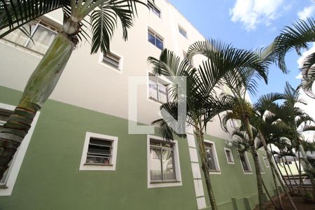 Apartamento para alugar com 45m², 2 quartos e 1 vagaFachada