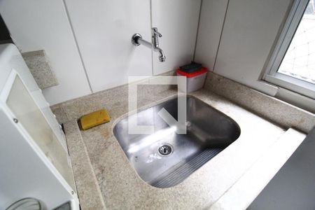 Apartamento para alugar com 45m², 2 quartos e 1 vagaCozinha e Área de Serviço