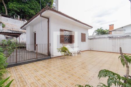 Casa à venda com 200m², 3 quartos e 2 vagasQuintal