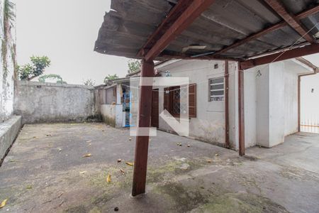 Casa à venda com 200m², 3 quartos e 2 vagasCasa fundo - Quintal 