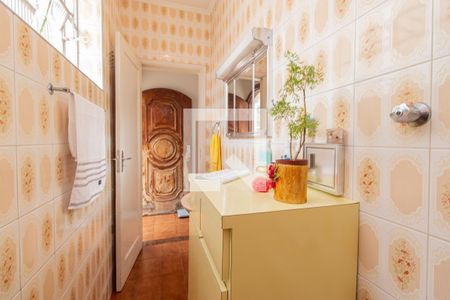 Casa à venda com 200m², 3 quartos e 2 vagasBanheiro 2