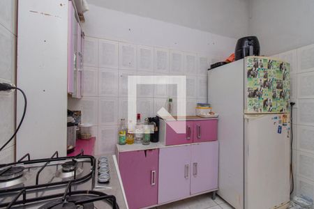 Casa à venda com 200m², 3 quartos e 2 vagasCasa fundo - Cozinha 2