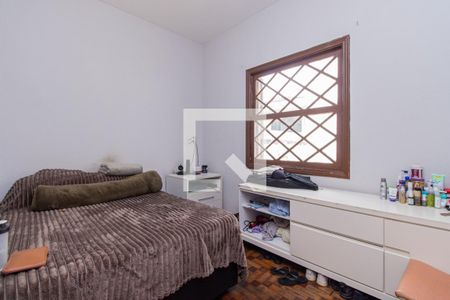 Casa à venda com 200m², 3 quartos e 2 vagasCasa fundo - Quarto 5