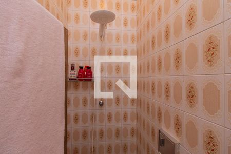 Casa à venda com 200m², 3 quartos e 2 vagasBanheiro 1