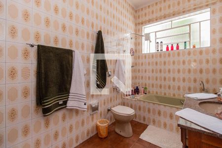 Casa à venda com 200m², 3 quartos e 2 vagasBanheiro 1