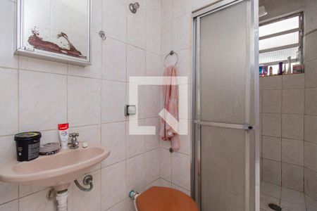 Casa à venda com 200m², 3 quartos e 2 vagasCasa fundo - Banheiro 3