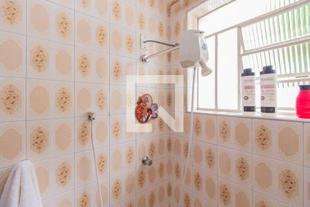 Casa à venda com 200m², 3 quartos e 2 vagasBanheiro 1