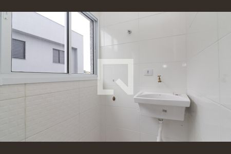 Apartamento para alugar com 41m², 2 quartos e sem vaga Apartamento para alugar com 41m², 2 quartos e sem vagaCozinha e Área de Serviço