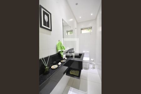 Casa à venda com 312m², 3 quartos e 2 vagasLavabo