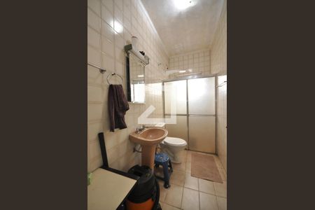 Casa à venda com 312m², 3 quartos e 2 vagasBanheiro Social