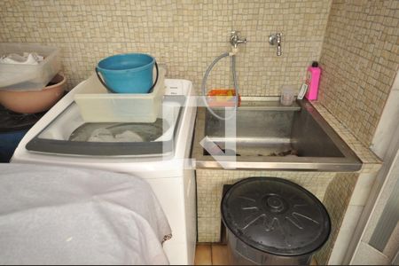 Casa à venda com 312m², 3 quartos e 2 vagasÁrea de Serviço