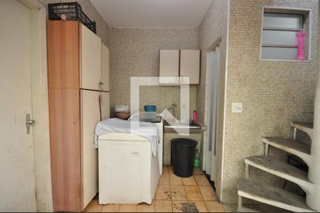 Casa à venda com 312m², 3 quartos e 2 vagasÁrea de Serviço