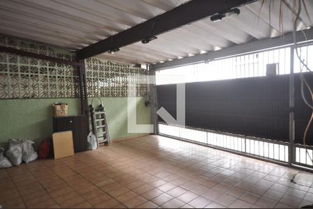 Casa à venda com 312m², 3 quartos e 2 vagasGaragem