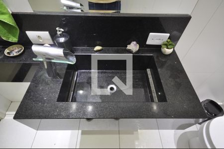 Casa à venda com 312m², 3 quartos e 2 vagasLavabo