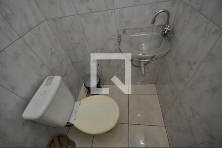 Casa à venda com 312m², 3 quartos e 2 vagasBanheiro de serviço