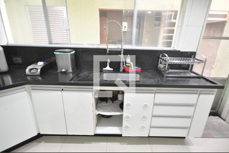 Casa à venda com 312m², 3 quartos e 2 vagasCozinha